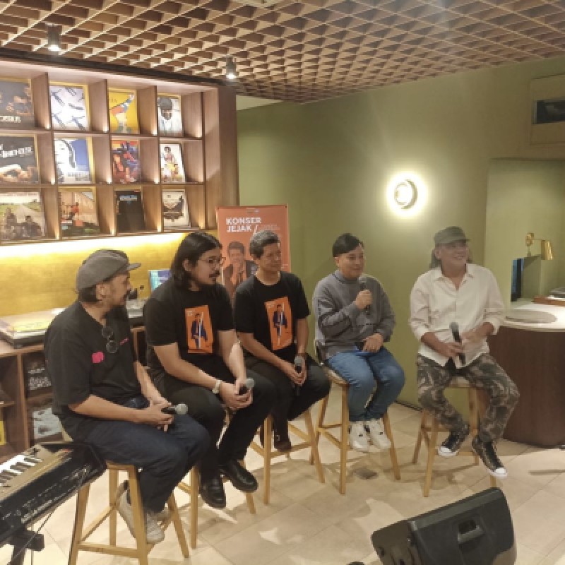 Kolaborasi Lintas Generasi: Candra Darusman & Bilal Indrajaya Rilis Single Baru, Menuju Konser Bertajuk 'JEJAK'